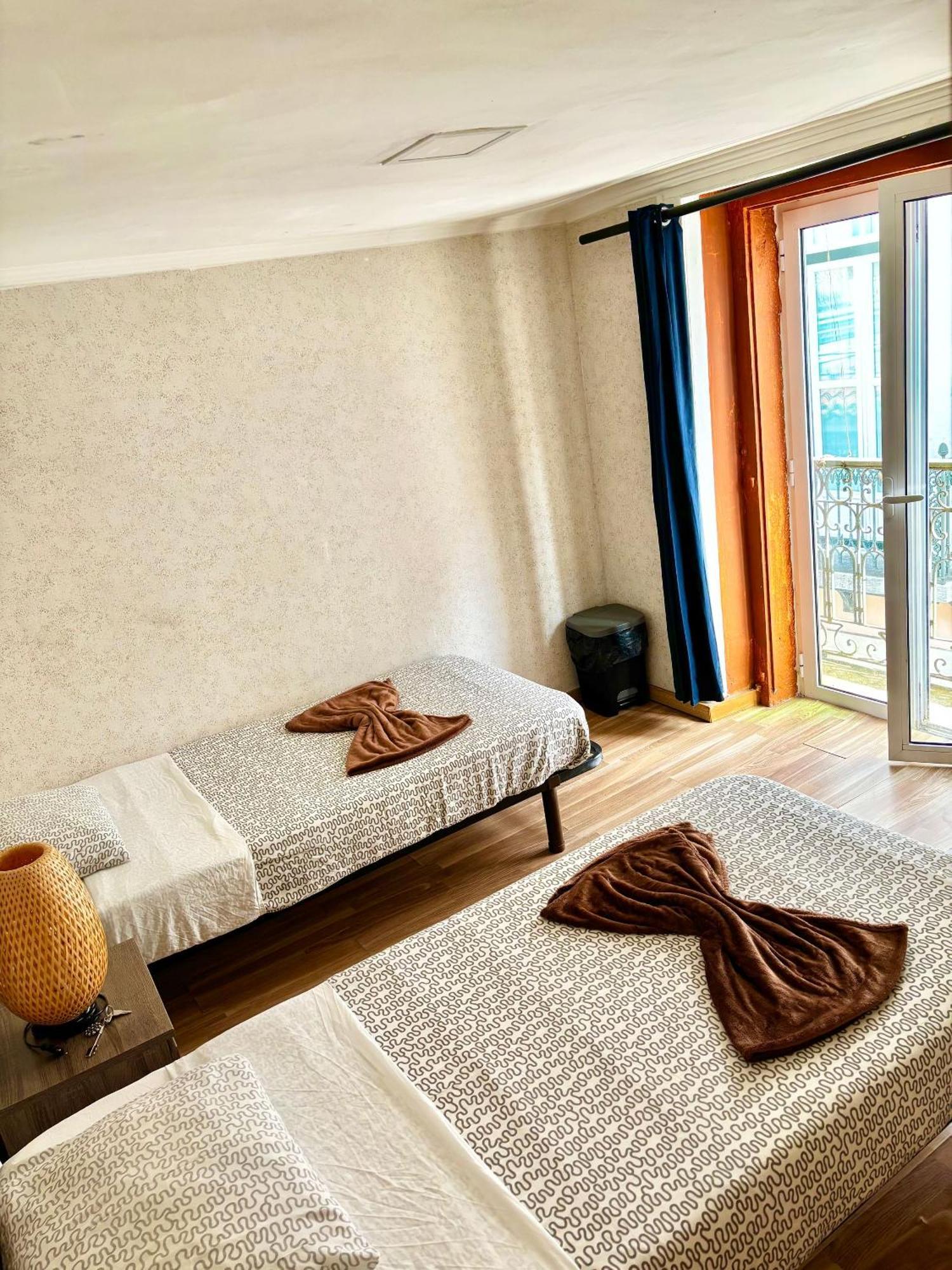 Pensión In - 7lisbon Downtown Private Bedroom With Balcony *